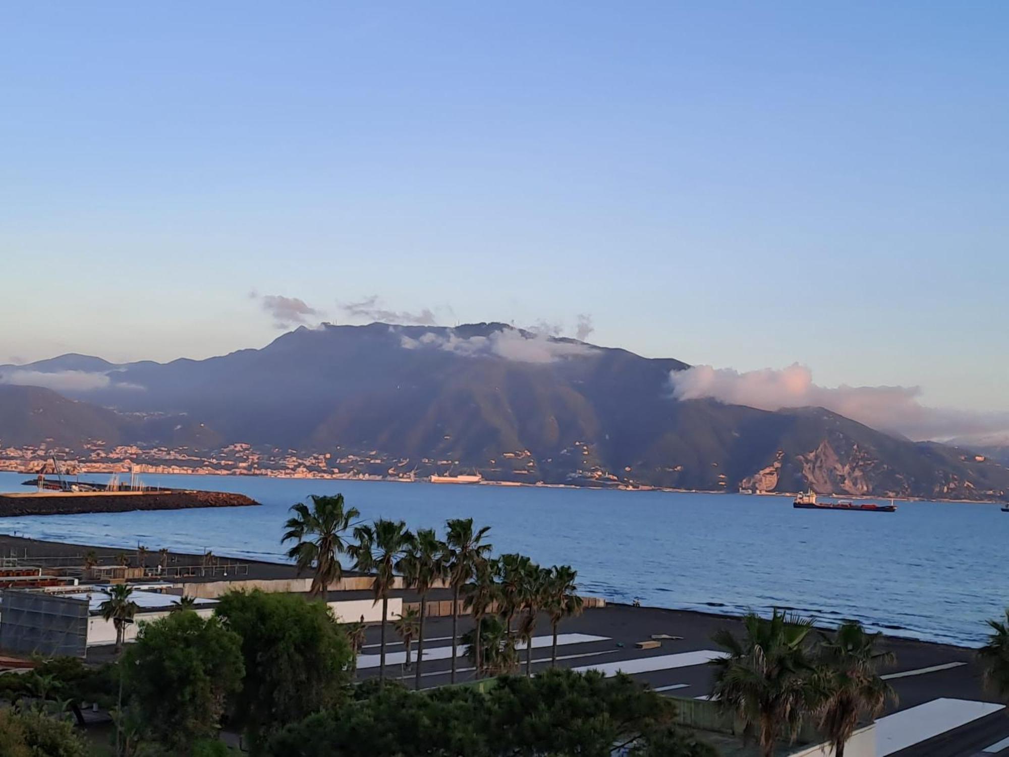 Appartement Sogno Di Mezza Estate à Torre Annunziata Extérieur photo